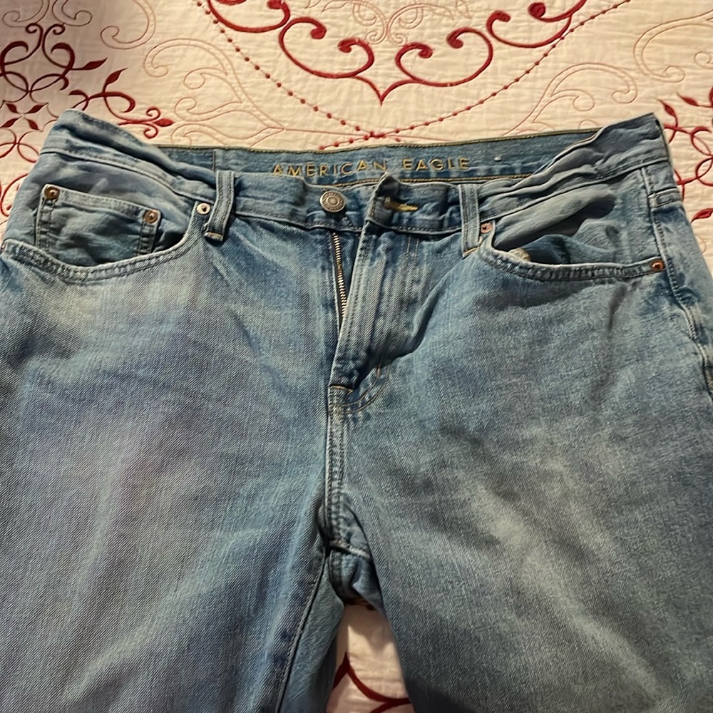 Men’s American Eagle straight leg jeans